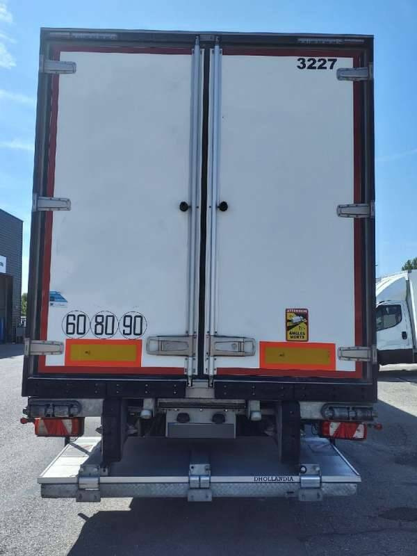 Semi-remorque 3 Essieux FRIGO 38 TONNES HAYON CAISSE CHEREAU GROUPE CARRIER VECTOR 1950 MT - Koelwagen oplegger: afbeelding 3 Semi-remorque 3 Essieux FRIGO 38 TONNES HAYON CAISSE CHEREAU GROUPE CARRIER VECTOR 1950 MT - Koelwagen oplegger: afbeelding 3