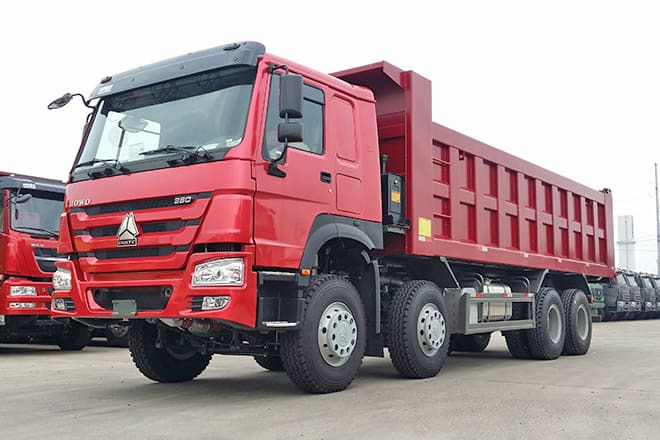 SINOTRUK Sinotruk Howo 380 8X4 Dump Truck for Sale in Senegal - Kipper vrachtwagen: afbeelding 2 SINOTRUK Sinotruk Howo 380 8X4 Dump Truck for Sale in Senegal - Kipper vrachtwagen: afbeelding 2