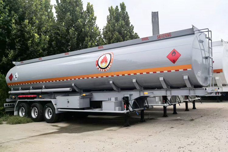 TITAN 45000 Liters Fuel Tanker Trailer for sale in Tanzania - Tankoplegger: afbeelding 4 TITAN 45000 Liters Fuel Tanker Trailer for sale in Tanzania - Tankoplegger: afbeelding 4
