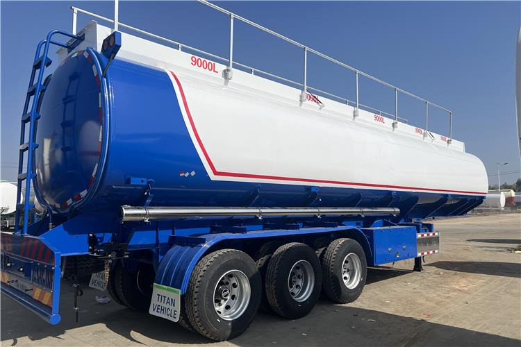 TITAN 45000 Liters Oil Tanker Trailer for Sale In Ghana - Tankoplegger: afbeelding 2 TITAN 45000 Liters Oil Tanker Trailer for Sale In Ghana - Tankoplegger: afbeelding 2