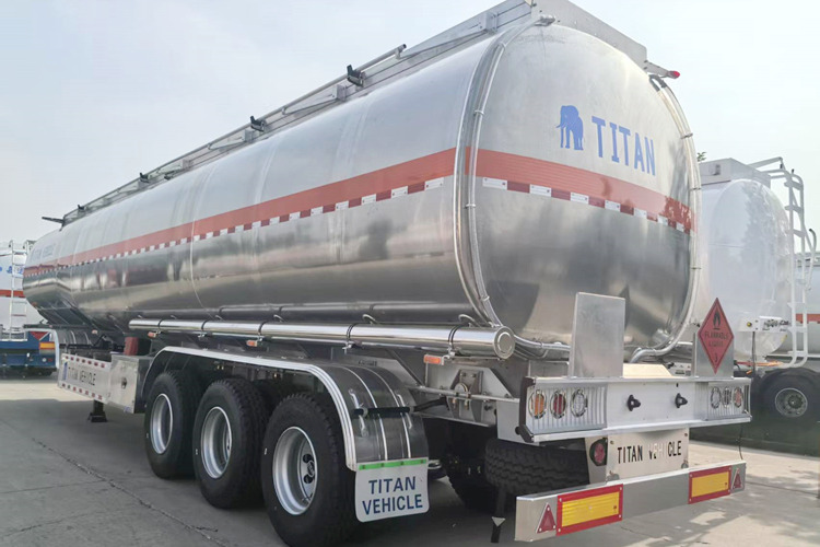 TITAN Aluminum Fuel Tanker Trailer for Sale in Saudi Arabia - Tankoplegger: afbeelding 4 TITAN Aluminum Fuel Tanker Trailer for Sale in Saudi Arabia - Tankoplegger: afbeelding 4