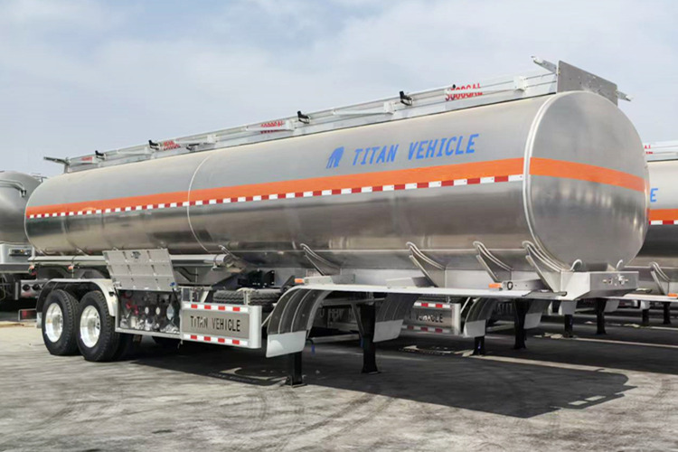 TITAN Aluminum Tanker Trailer for Sale in Malawi - Tankoplegger: afbeelding 1 TITAN Aluminum Tanker Trailer for Sale in Malawi - Tankoplegger: afbeelding 1
