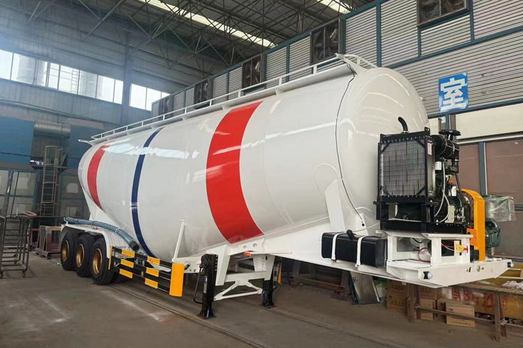 TITAN Bulk Cement Tank Truck for Sale in Tanzania - Tankoplegger: afbeelding 3 TITAN Bulk Cement Tank Truck for Sale in Tanzania - Tankoplegger: afbeelding 3