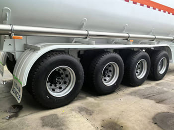 TITAN Diesel Tanker Trailer for Sale in Sierra Leone - Tankoplegger: afbeelding 4 TITAN Diesel Tanker Trailer for Sale in Sierra Leone - Tankoplegger: afbeelding 4