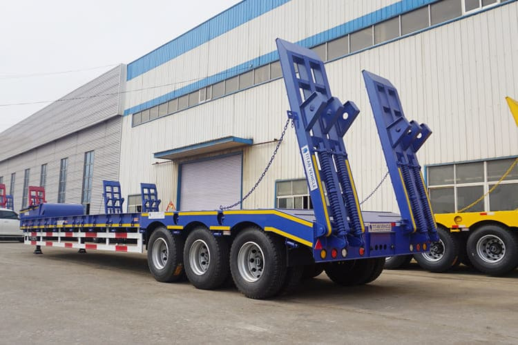 TITAN Tri Axle Low Loader Trailer for Sale in Mali - Dieplader oplegger: afbeelding 2 TITAN Tri Axle Low Loader Trailer for Sale in Mali - Dieplader oplegger: afbeelding 2