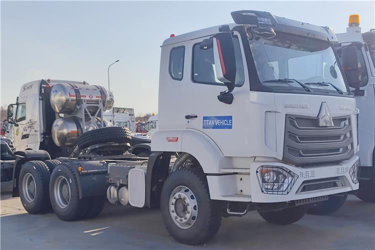 SINOTRUK Howo NX Truck Tractor 6x4 380hp Price for Sale In Tanzania - Trekker: afbeelding 1 SINOTRUK Howo NX Truck Tractor 6x4 380hp Price for Sale In Tanzania - Trekker: afbeelding 1