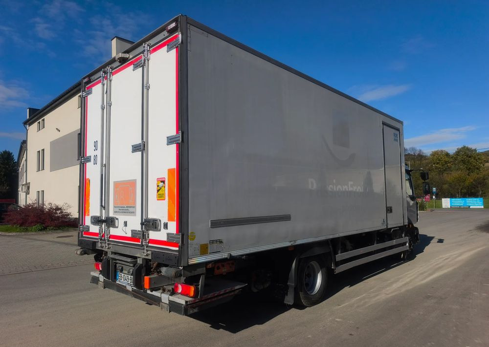Renault GAMA D 16.250  chłodnia izoterma 16 palet klima - Koelwagen vrachtwagen: afbeelding 3 Renault GAMA D 16.250  chłodnia izoterma 16 palet klima - Koelwagen vrachtwagen: afbeelding 3