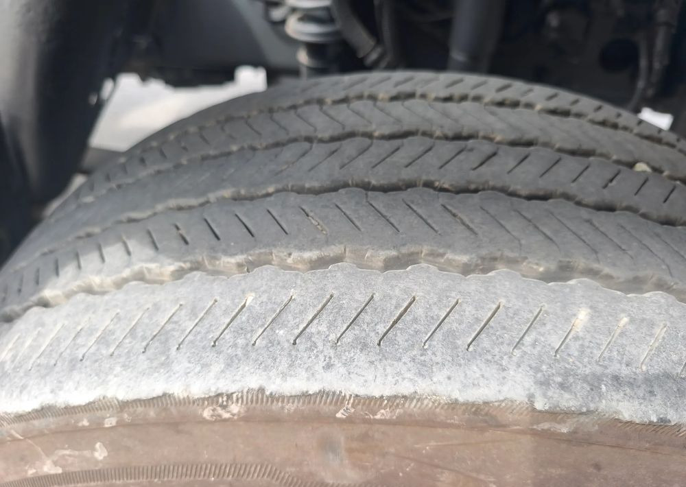 Renault Gama D 16.250  rama do zabudowy poduszka blokada mostu - Chassis vrachtwagen: afbeelding 4 Renault Gama D 16.250  rama do zabudowy poduszka blokada mostu - Chassis vrachtwagen: afbeelding 4