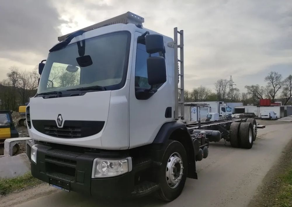 Renault Premium 26.380 Dxi 6x2 rama do zabudowy - Chassis vrachtwagen: afbeelding 2 Renault Premium 26.380 Dxi 6x2 rama do zabudowy - Chassis vrachtwagen: afbeelding 2