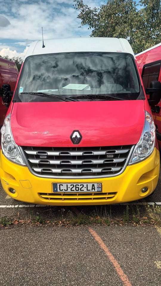A vendre RENAULT MASTER année 2012. - Ambulance: afbeelding 1 A vendre RENAULT MASTER année 2012. - Ambulance: afbeelding 1