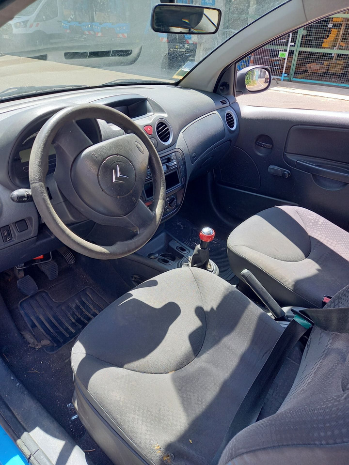 Sedan CITROEN C2 - Voiture berline commerciale essence  - 3 portes: afbeelding 6