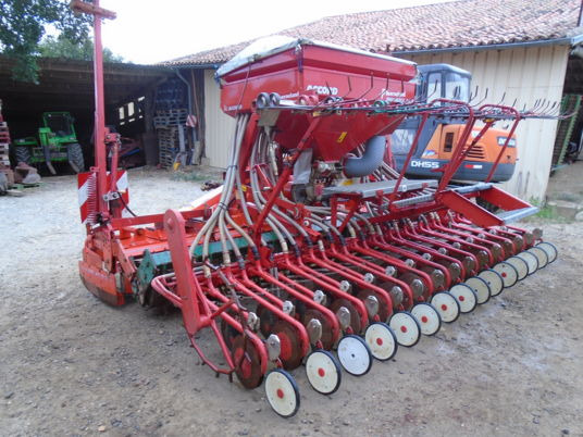Kverneland das + Kuhn herse rotative - Zaaicombinatie: afbeelding 1 Kverneland das + Kuhn herse rotative - Zaaicombinatie: afbeelding 1