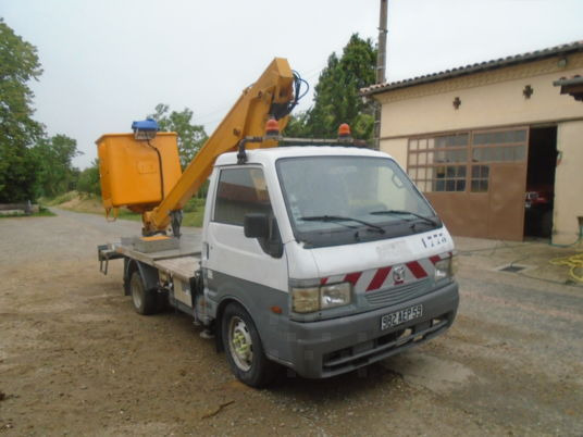 Mazda bongo - Vrachtwagen hoogwerker: afbeelding 3 Mazda bongo - Vrachtwagen hoogwerker: afbeelding 3