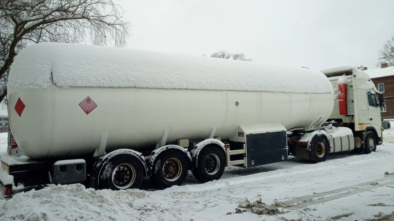 LPG ADR unit 4 sale. VOLVO truck FH sold together with semi-trailer gas tanker - Trekker: afbeelding 2 LPG ADR unit 4 sale. VOLVO truck FH sold together with semi-trailer gas tanker - Trekker: afbeelding 2