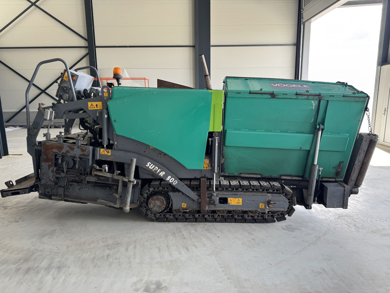 Vögele Super 800 - Asfaltafwerkmachine: afbeelding 1 Vögele Super 800 - Asfaltafwerkmachine: afbeelding 1