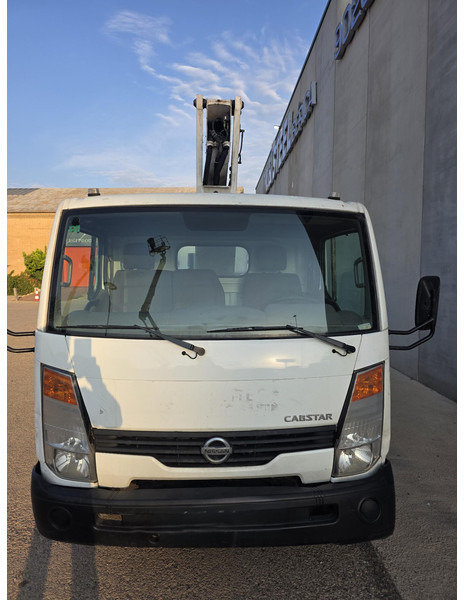 Usado BIZZOCCHI AUTEL 162 HP Sobre NISSAN CABSTAR - Hoogwerker: afbeelding 2 Usado BIZZOCCHI AUTEL 162 HP Sobre NISSAN CABSTAR - Hoogwerker: afbeelding 2