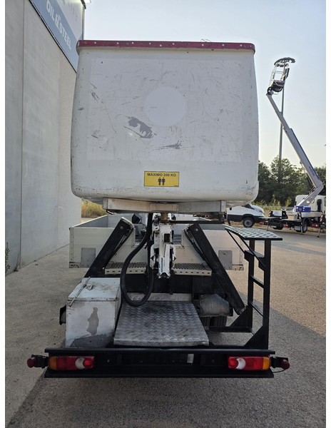Usado BIZZOCCHI AUTEL 162 HP Sobre NISSAN CABSTAR - Hoogwerker: afbeelding 3 Usado BIZZOCCHI AUTEL 162 HP Sobre NISSAN CABSTAR - Hoogwerker: afbeelding 3