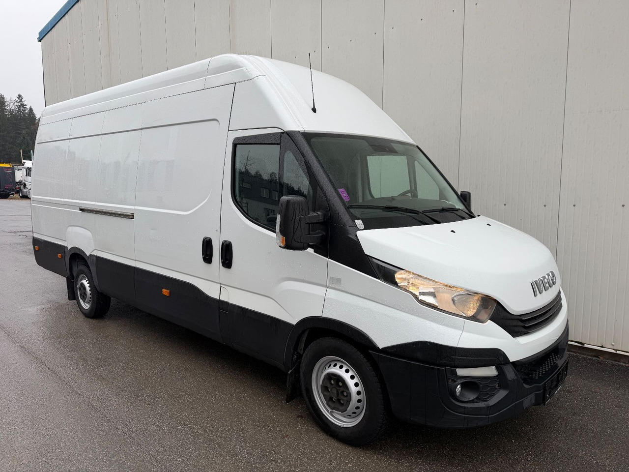 Iveco Daily 35S14 HiMatic L4H3 Maxi Iveco Daily 35S14 HiMatic L4H3 Maxi - Gesloten bestelwagen: afbeelding 2 Iveco Daily 35S14 HiMatic L4H3 Maxi Iveco Daily 35S14 HiMatic L4H3 Maxi - Gesloten bestelwagen: afbeelding 2