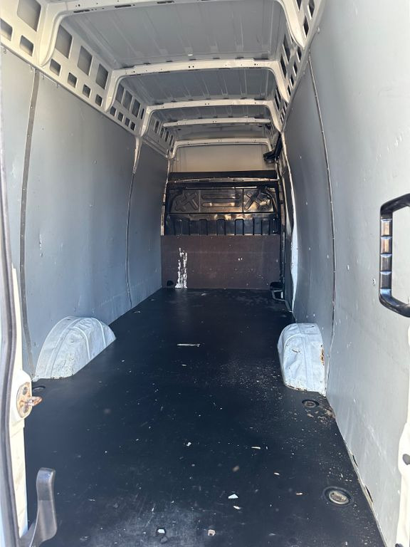Iveco Daily 35S14 MAXI L4H3 HiMatic Iveco Daily 35S14 MAXI L4H3 HiMatic - Gesloten bestelwagen: afbeelding 5 Iveco Daily 35S14 MAXI L4H3 HiMatic Iveco Daily 35S14 MAXI L4H3 HiMatic - Gesloten bestelwagen: afbeelding 5