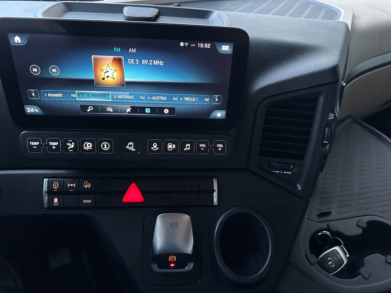 Mercedes-Benz Actros 2545 2T LBW - Containertransporter/ Wissellaadbak vrachtwagen: afbeelding 4 Mercedes-Benz Actros 2545 2T LBW - Containertransporter/ Wissellaadbak vrachtwagen: afbeelding 4