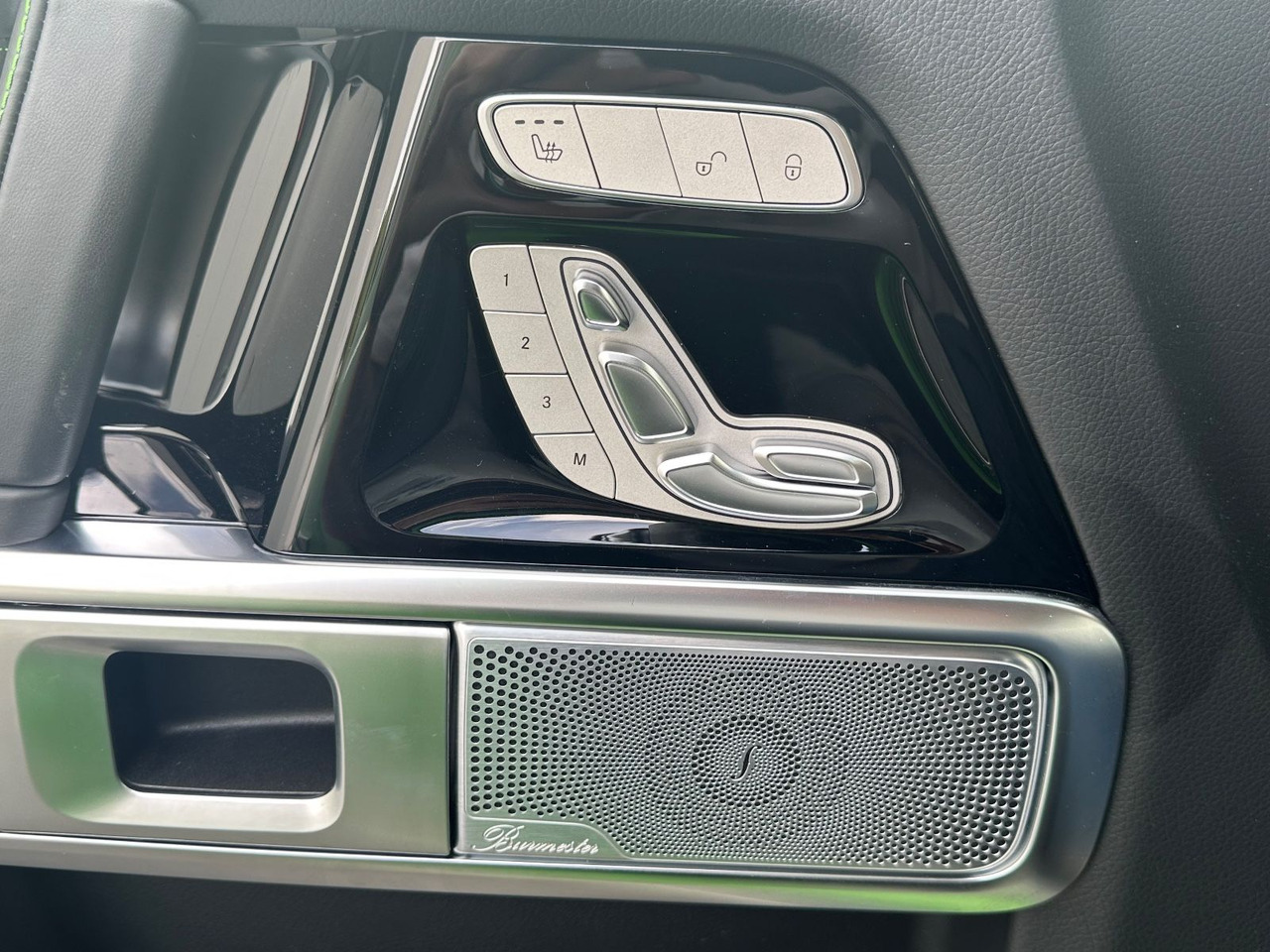 Leasing  Mercedes-Benz G 63 AMG Manufaktur  Matt Night Mercedes-Benz G 63 AMG Manufaktur  Matt Night: afbeelding 15