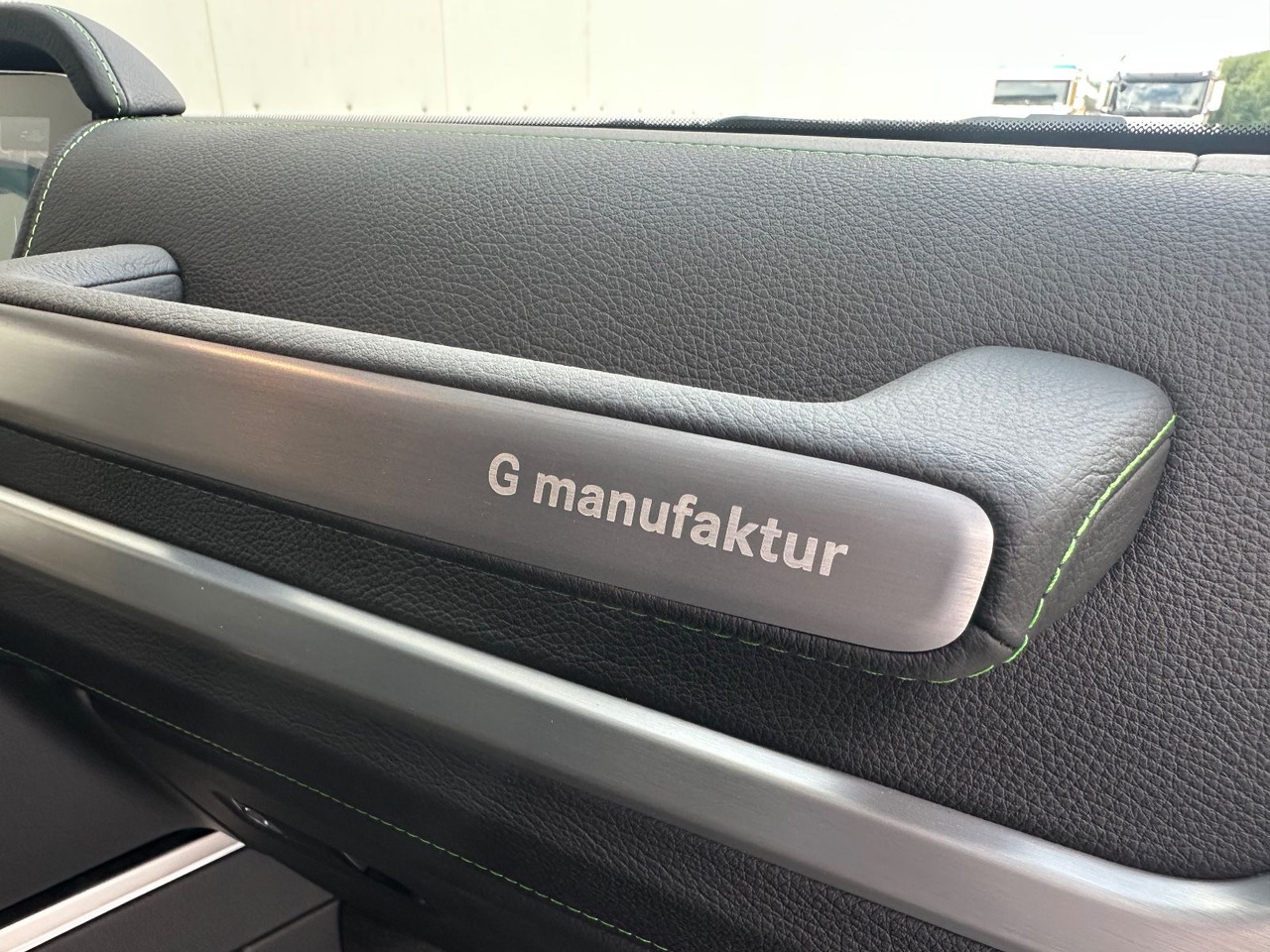 Leasing  Mercedes-Benz G 63 AMG Manufaktur  Matt Night Mercedes-Benz G 63 AMG Manufaktur  Matt Night: afbeelding 13