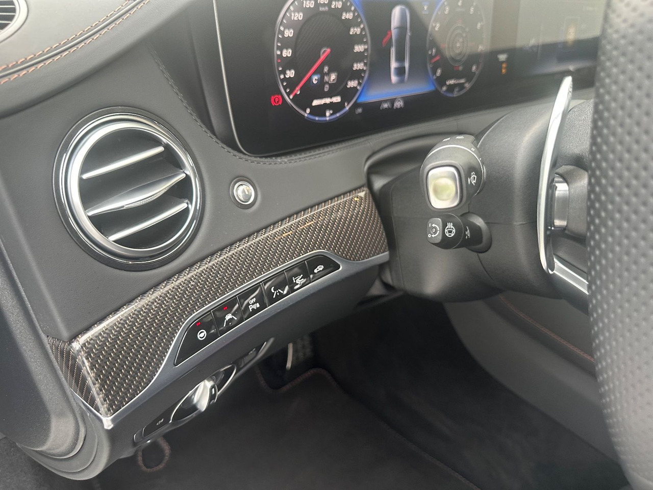 Mercedes-Benz S 65 AMG Final Edition 1/130 - Sedan: afbeelding 5 Mercedes-Benz S 65 AMG Final Edition 1/130 - Sedan: afbeelding 5