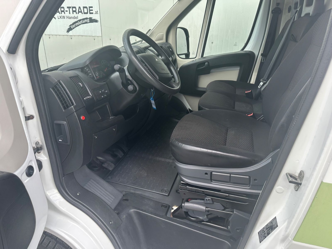 Peugeot Boxer 2,0 HDI Klima AluAusbau L4H2 - Gesloten bestelwagen: afbeelding 5 Peugeot Boxer 2,0 HDI Klima AluAusbau L4H2 - Gesloten bestelwagen: afbeelding 5