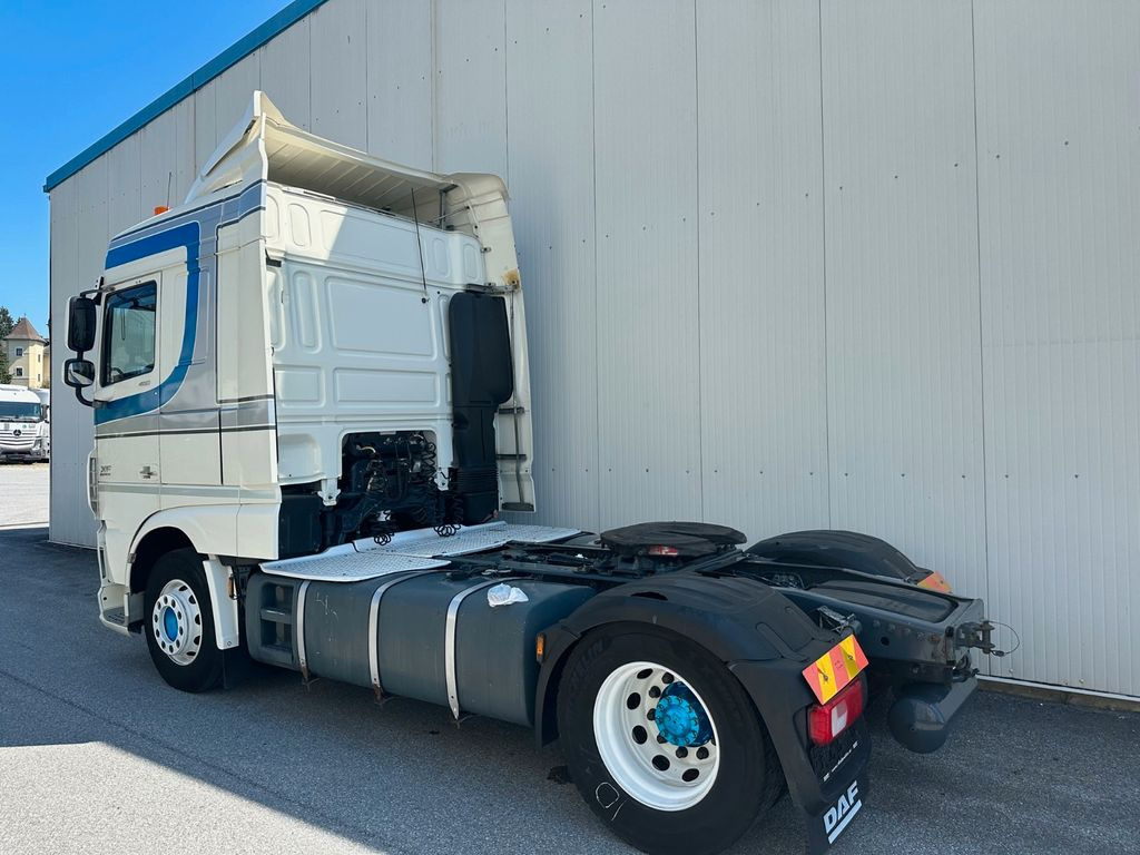 DAF XF 460 Manual Retarder ACC DAF XF 460 Manual Retarder ACC - Trekker: afbeelding 4 DAF XF 460 Manual Retarder ACC DAF XF 460 Manual Retarder ACC - Trekker: afbeelding 4