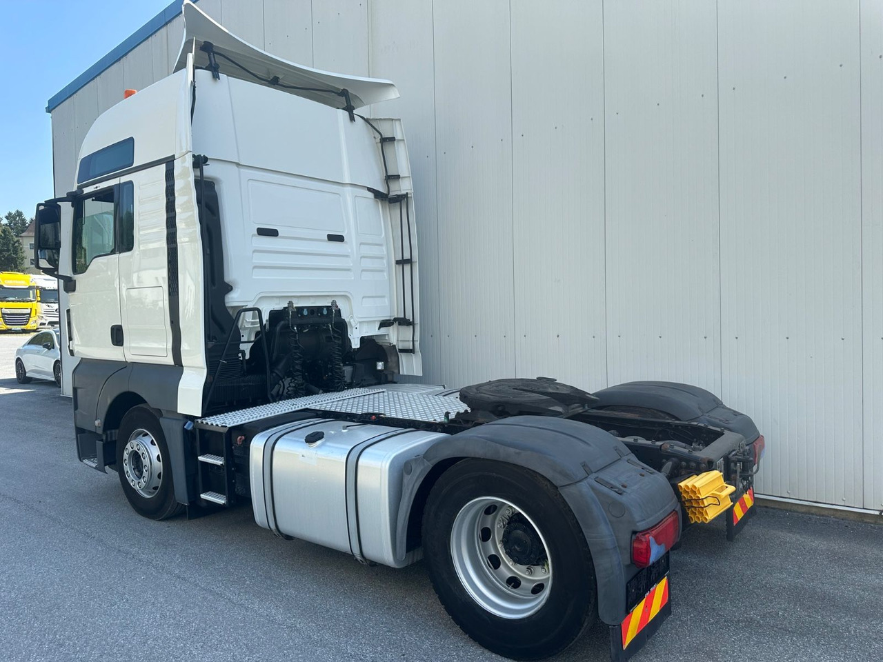 MAN TGX 18.460 XXL Intarder/Standklima - Trekker: afbeelding 4 MAN TGX 18.460 XXL Intarder/Standklima - Trekker: afbeelding 4