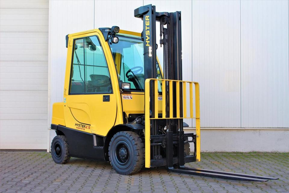 HYSTER H2.5FT Gas 2500kg Kabine 2018 Stapler UVV ✅ - LPG heftruck: afbeelding 3 HYSTER H2.5FT Gas 2500kg Kabine 2018 Stapler UVV ✅ - LPG heftruck: afbeelding 3