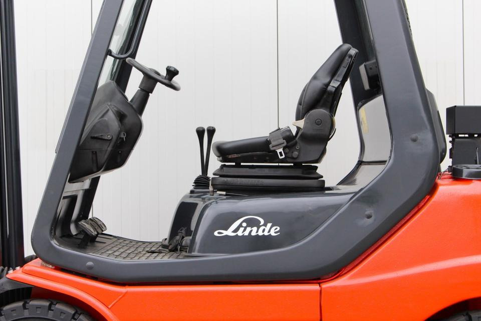 LINDE H20D Diesel TOP Zustand - UVV NEU - Diesel heftruck: afbeelding 5 LINDE H20D Diesel TOP Zustand - UVV NEU - Diesel heftruck: afbeelding 5