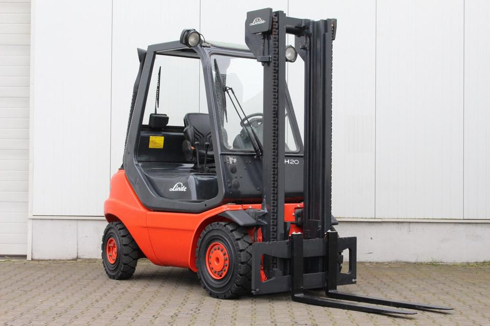 LINDE H20D Diesel TOP Zustand - UVV NEU - Diesel heftruck: afbeelding 4 LINDE H20D Diesel TOP Zustand - UVV NEU - Diesel heftruck: afbeelding 4