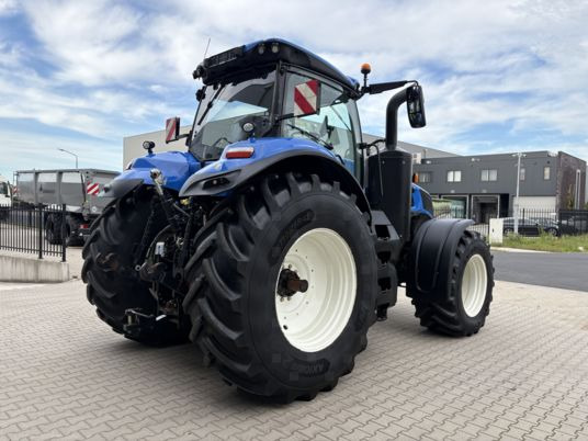 NEW HOLLAND New Holland T8.350 PLMi Genesis - Tractor: afbeelding 3 NEW HOLLAND New Holland T8.350 PLMi Genesis - Tractor: afbeelding 3