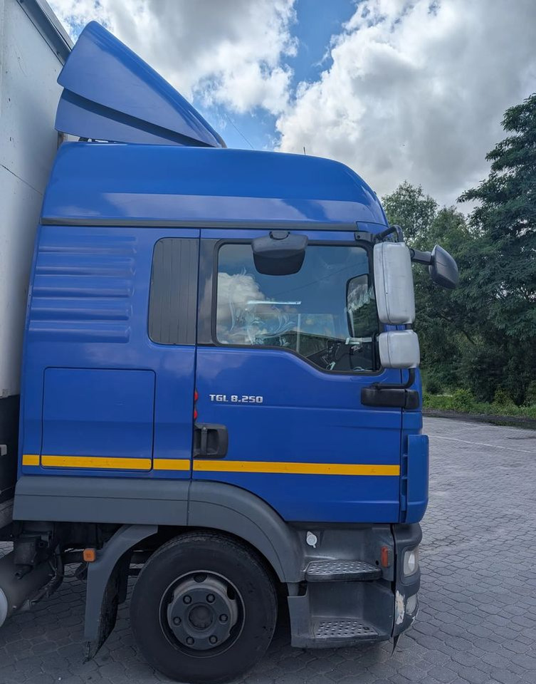 MAN TGL 8.250 - Schuifzeilen vrachtwagen: afbeelding 3 MAN TGL 8.250 - Schuifzeilen vrachtwagen: afbeelding 3