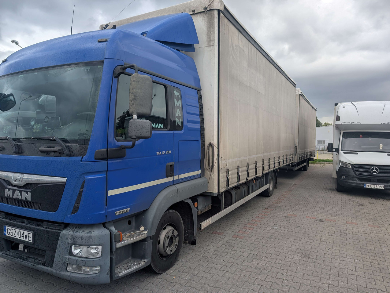 MAN TGL x 3 (2*2014 + 1*2013) - Schuifzeilen vrachtwagen: afbeelding 1 MAN TGL x 3 (2*2014 + 1*2013) - Schuifzeilen vrachtwagen: afbeelding 1