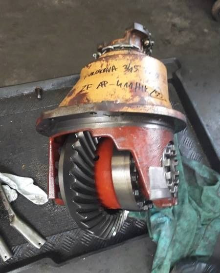 FURUKAWA 345 DYFER MOSTU ZF AP-411/HK 44604150080 - Differentieel voor Bouwmachine: afbeelding 2 FURUKAWA 345 DYFER MOSTU ZF AP-411/HK 44604150080 - Differentieel voor Bouwmachine: afbeelding 2