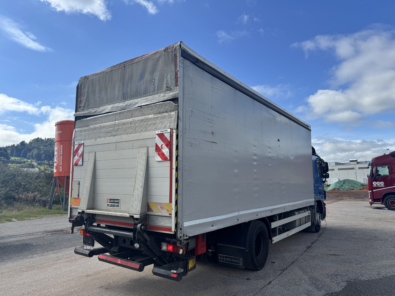 MERCEDES-BENZ Actros 1836 4x2 Blache-Hebebühne - Schuifzeilen vrachtwagen: afbeelding 5 MERCEDES-BENZ Actros 1836 4x2 Blache-Hebebühne - Schuifzeilen vrachtwagen: afbeelding 5