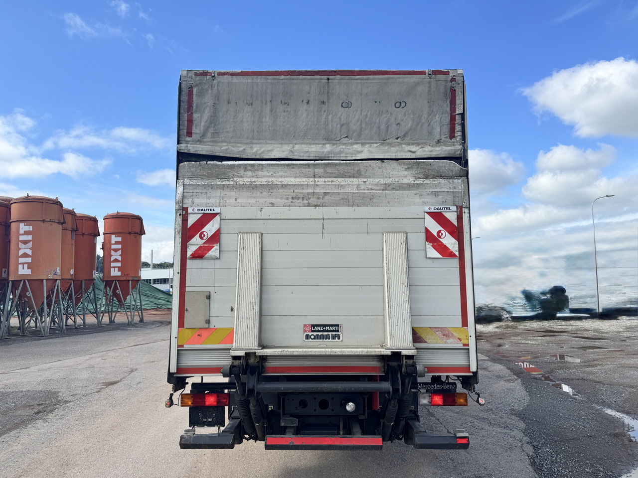 MERCEDES-BENZ Actros 1836 4x2 Blache-Hebebühne - Schuifzeilen vrachtwagen: afbeelding 3 MERCEDES-BENZ Actros 1836 4x2 Blache-Hebebühne - Schuifzeilen vrachtwagen: afbeelding 3