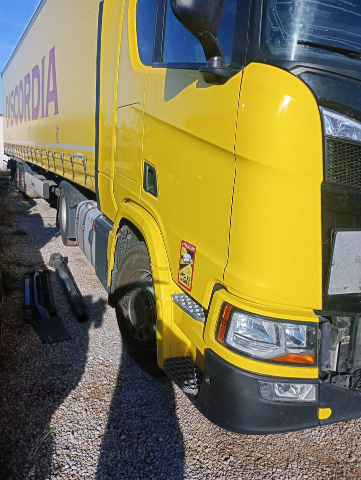 SCANIA R460 SUPER, Location: Villareal, Spain - Trekker: afbeelding 2 SCANIA R460 SUPER, Location: Villareal, Spain - Trekker: afbeelding 2