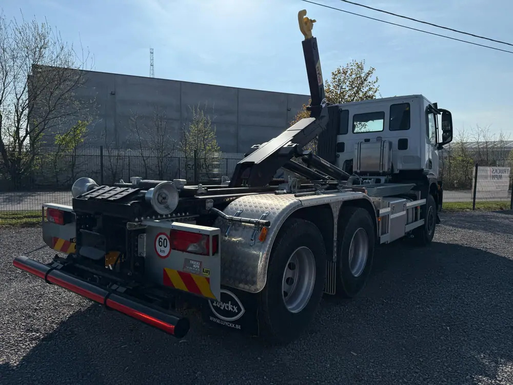 Iveco AD300T48 HYVALIFT 20 TONS*pare-choc hydraulique - Haakarmsysteem vrachtwagen: afbeelding 4 Iveco AD300T48 HYVALIFT 20 TONS*pare-choc hydraulique - Haakarmsysteem vrachtwagen: afbeelding 4