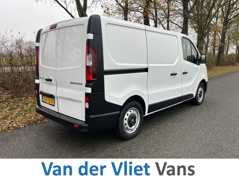Renault Trafic 1.6 dCi E6 Comfort R-link 3p BPM Vrij! Lease €296 p/m, Airco, Navi, PDC, Cruise controle, Onderhoudshistorie aanwezig - Kleine bestelwagen: afbeelding 4 Renault Trafic 1.6 dCi E6 Comfort R-link 3p BPM Vrij! Lease €296 p/m, Airco, Navi, PDC, Cruise controle, Onderhoudshistorie aanwezig - Kleine bestelwagen: afbeelding 4