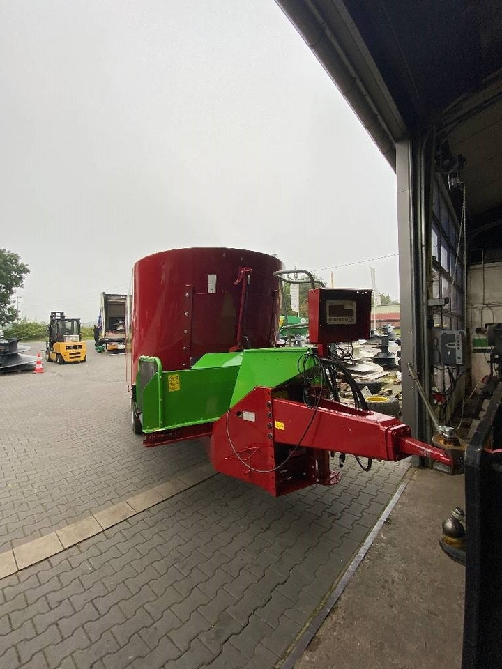 Strautmann Verti Mix - Voermengwagen: afbeelding 5 Strautmann Verti Mix - Voermengwagen: afbeelding 5