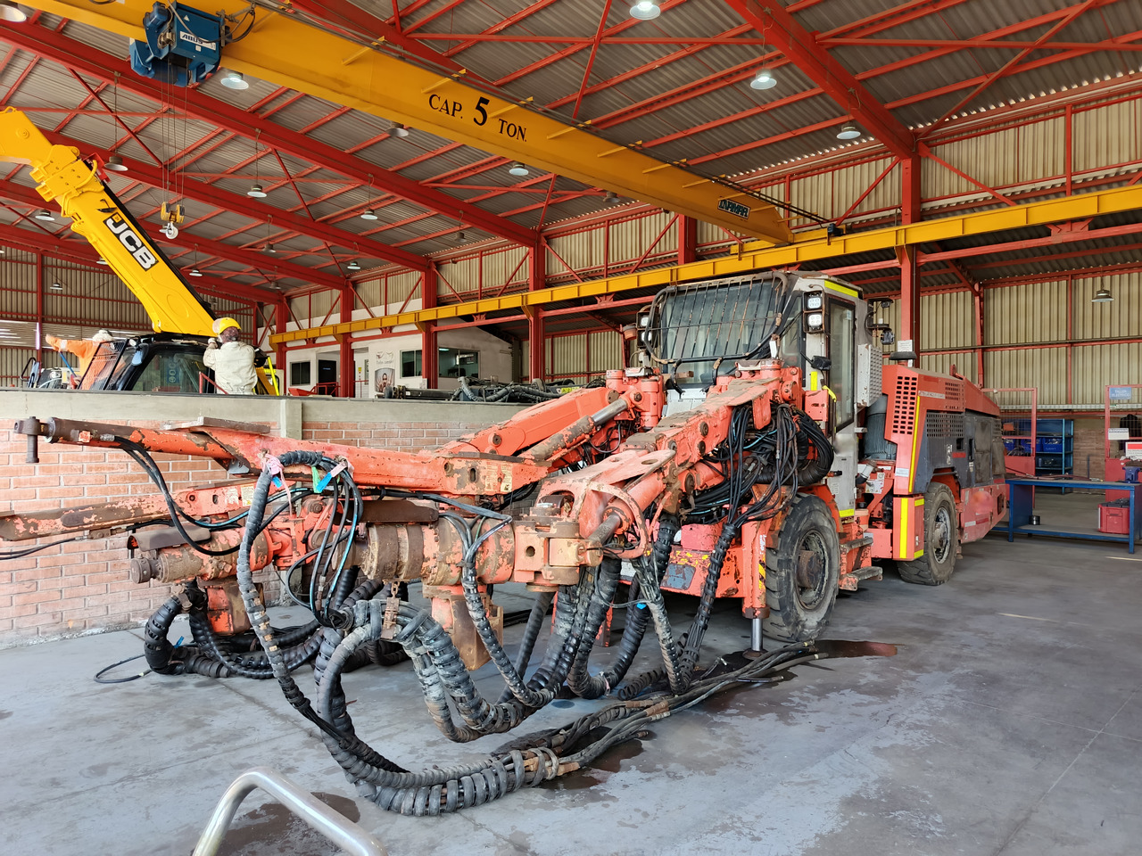 SANDVIK DD321-40C - Mijnbouw machine: afbeelding 1 SANDVIK DD321-40C - Mijnbouw machine: afbeelding 1