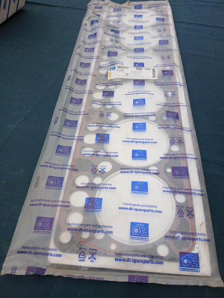 Cylinderheadgasket DT 420366 for Mercedes OM 366 - Motorpakking: afbeelding 1 Cylinderheadgasket DT 420366 for Mercedes OM 366 - Motorpakking: afbeelding 1