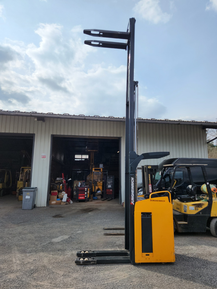 JUNGHEINRICH ESC 216z - Magazijntruck: afbeelding 5 JUNGHEINRICH ESC 216z - Magazijntruck: afbeelding 5