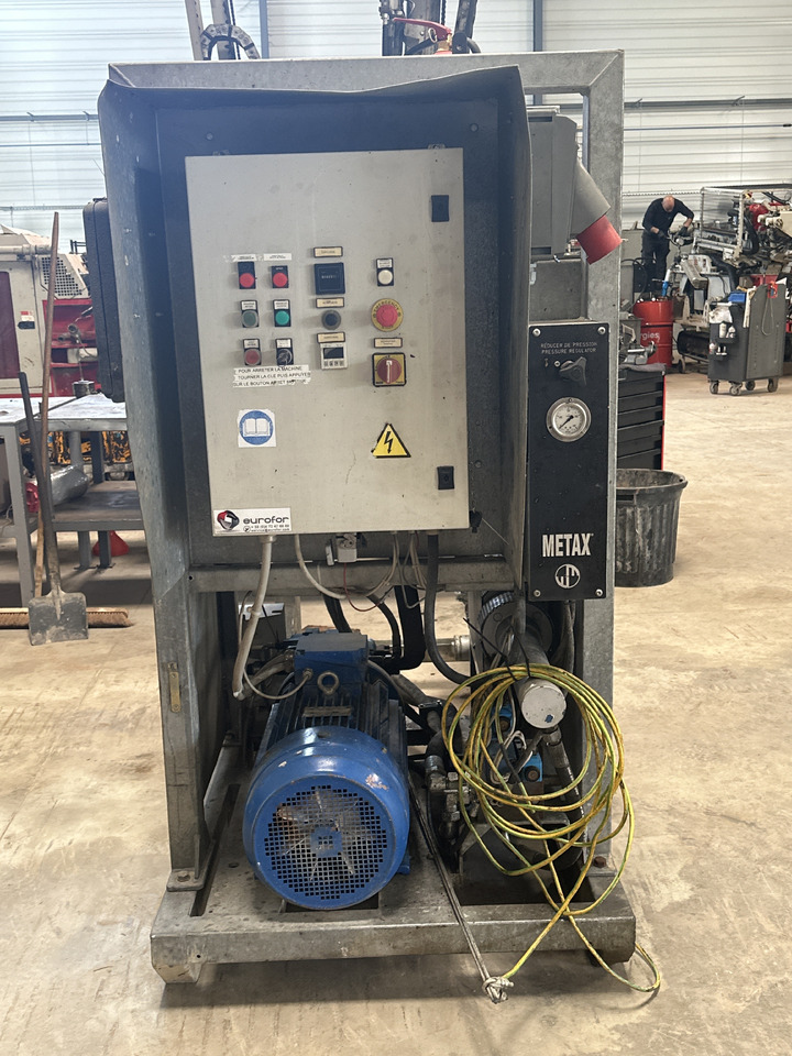 Metax Presse d’injection IM90 - Water pomp: afbeelding 2 Metax Presse d’injection IM90 - Water pomp: afbeelding 2