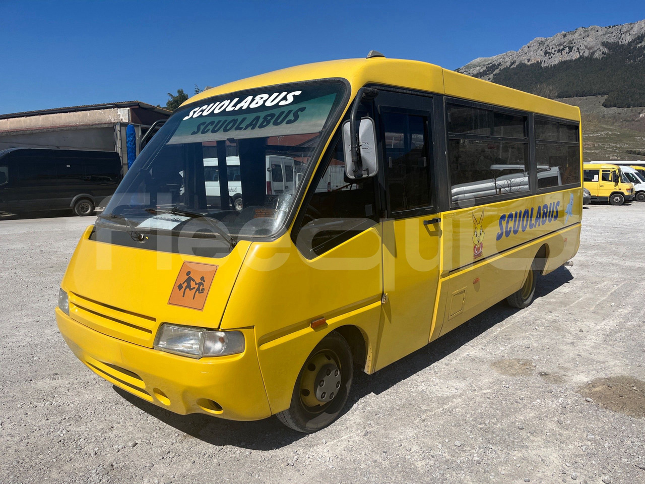 Bundle di 4 mezzi Iveco - Cacciamali Iveco - Cacciamali Iveco - Cacciamali Iveco - A50 - Schoolbus: afbeelding 4 Bundle di 4 mezzi Iveco - Cacciamali Iveco - Cacciamali Iveco - Cacciamali Iveco - A50 - Schoolbus: afbeelding 4