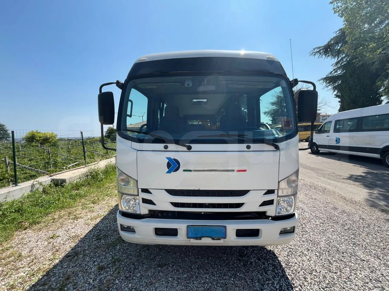 Isuzu P65 - Schoolbus: afbeelding 2 Isuzu P65 - Schoolbus: afbeelding 2