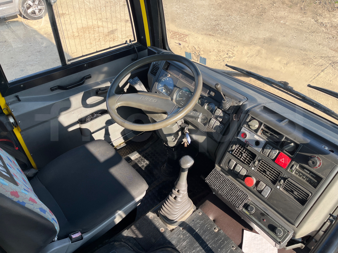 Schoolbus Iveco Cacciamali: afbeelding 14